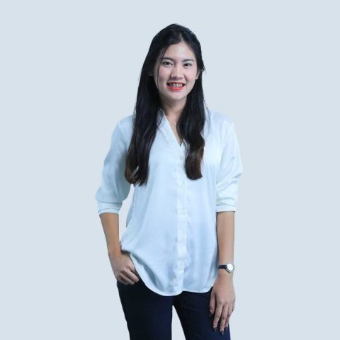 madeleine-annisa<br />
about-us